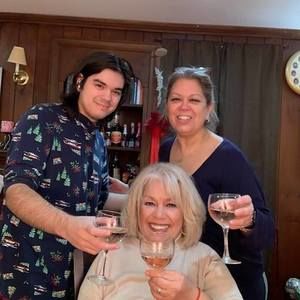 Meet your Posher, Eva